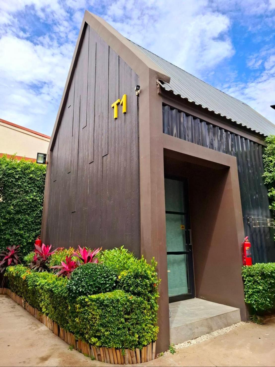 Sawasdee​ Buriram​ Resort Dış mekan fotoğraf