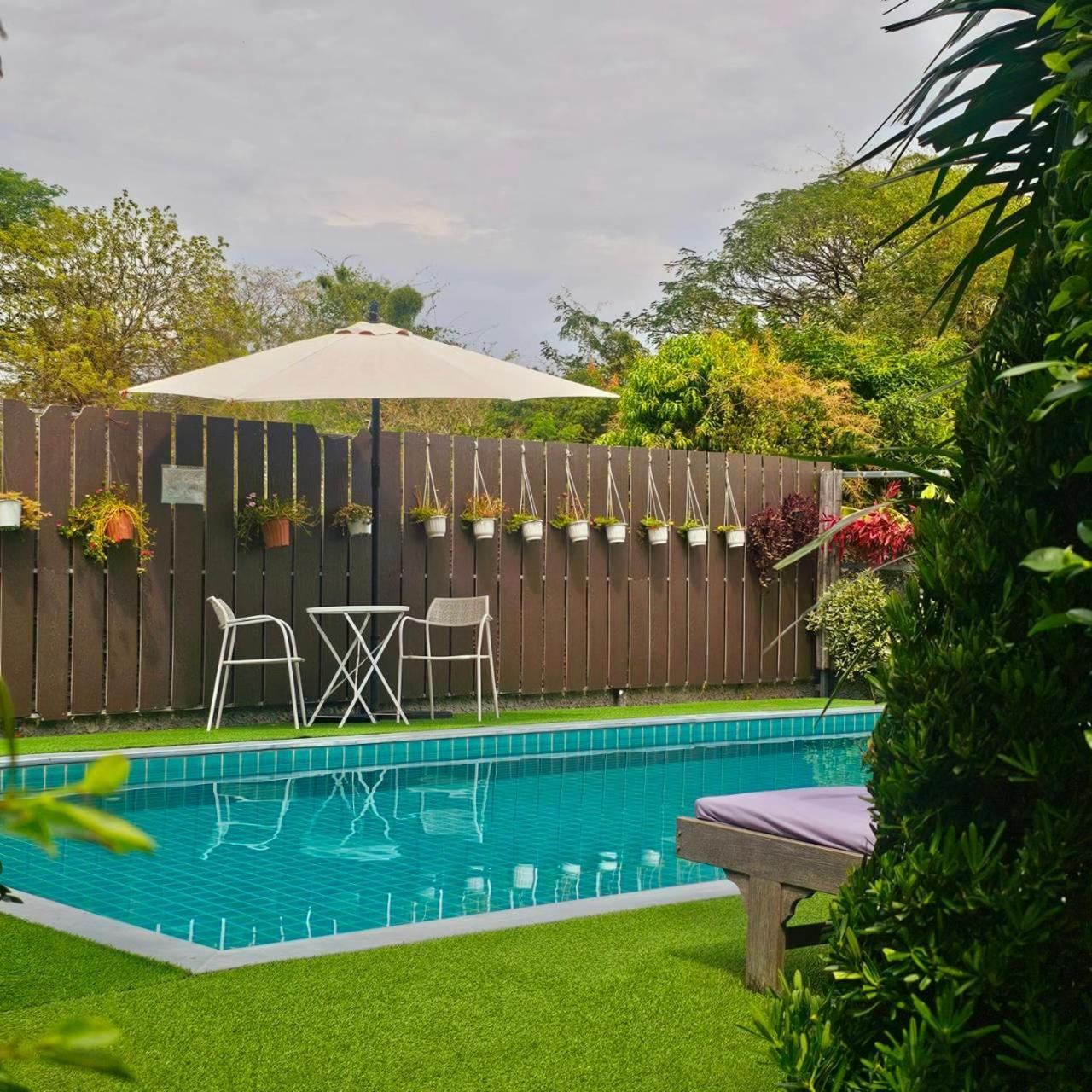 Sawasdee​ Buriram​ Resort Dış mekan fotoğraf