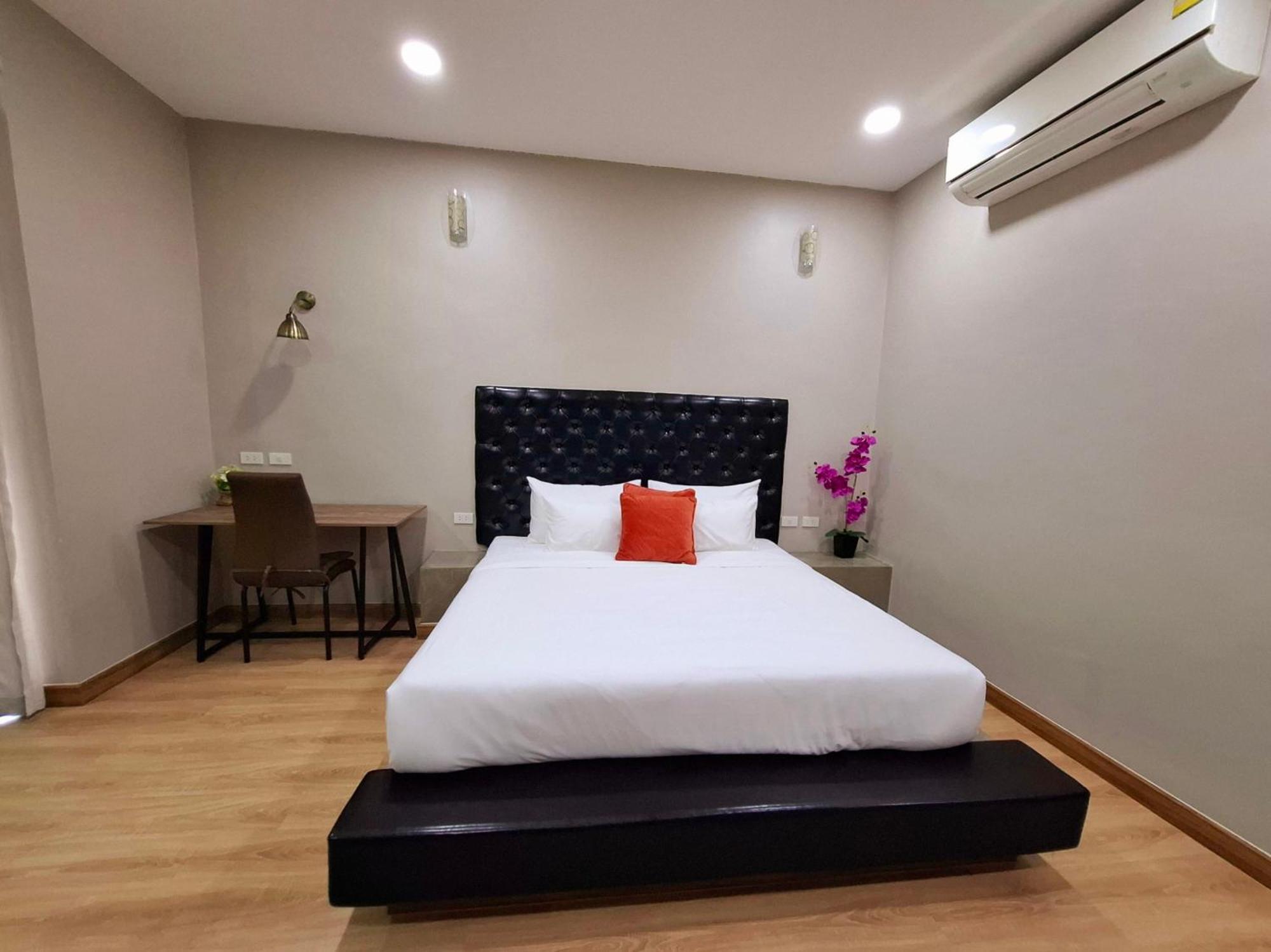 Sawasdee​ Buriram​ Resort Oda fotoğraf